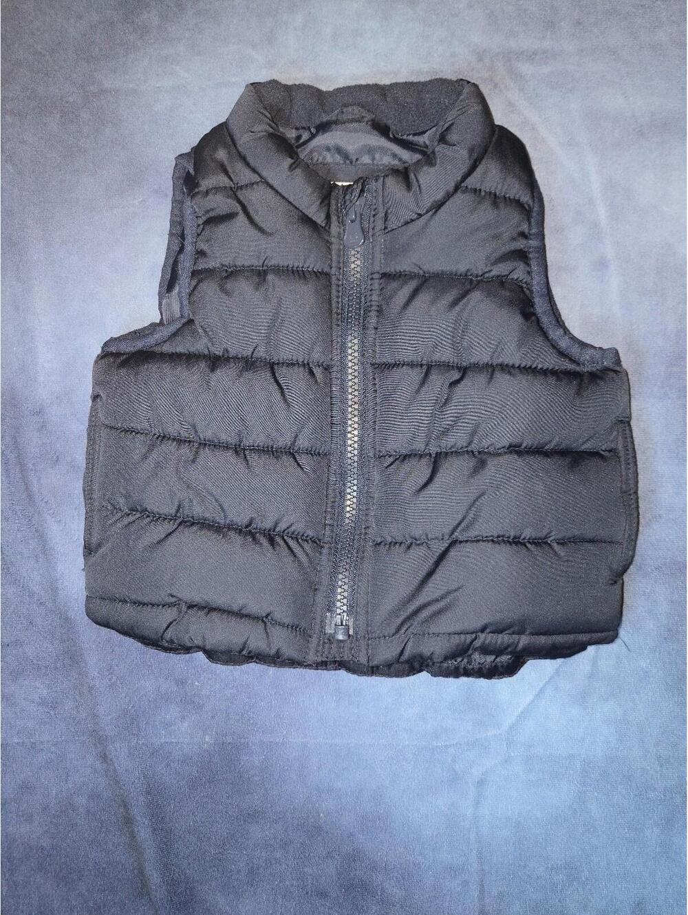Navy blue gap puffer vest